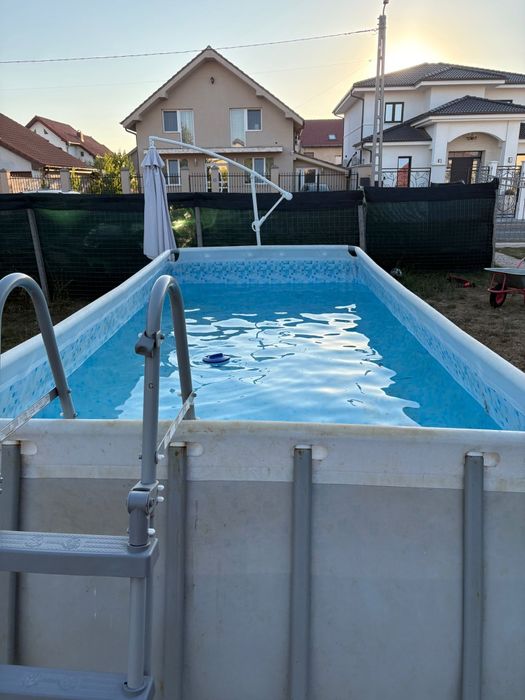 Vând piscină supraterana