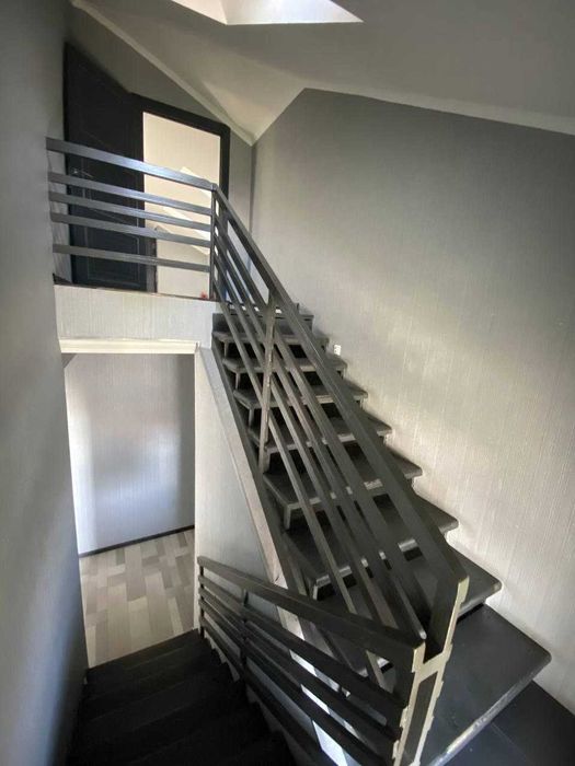 Сдаётся большой 2х уровневый офис с ремонтом – 333 м², Орн Ц6 (N117)