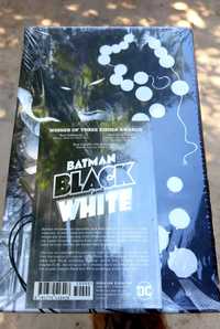DC Comics Batman Black and White Box Set