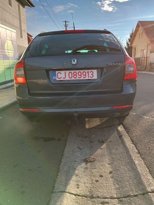 Vând Skoda Octavia 4*4 motor 1,8