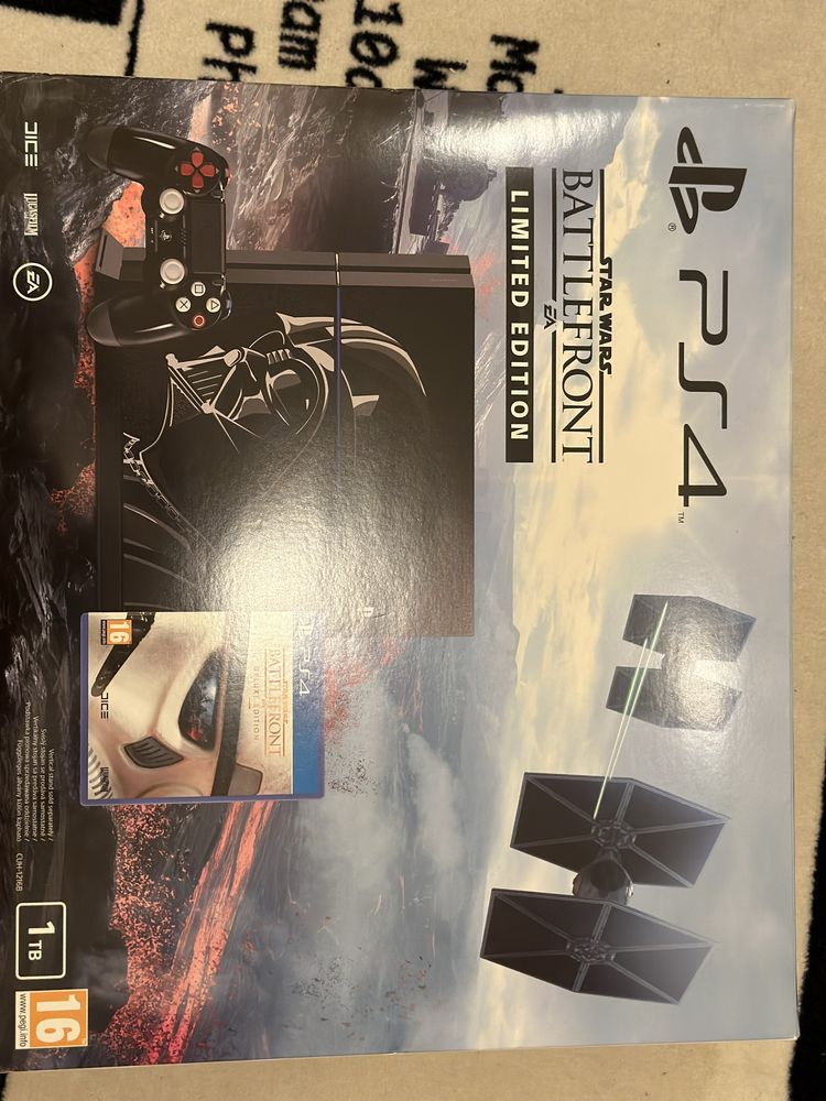 PlayStation 4 STAR WARS Limited Edition