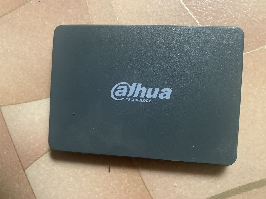 SSD 120gb ( С переустановленной виндой )