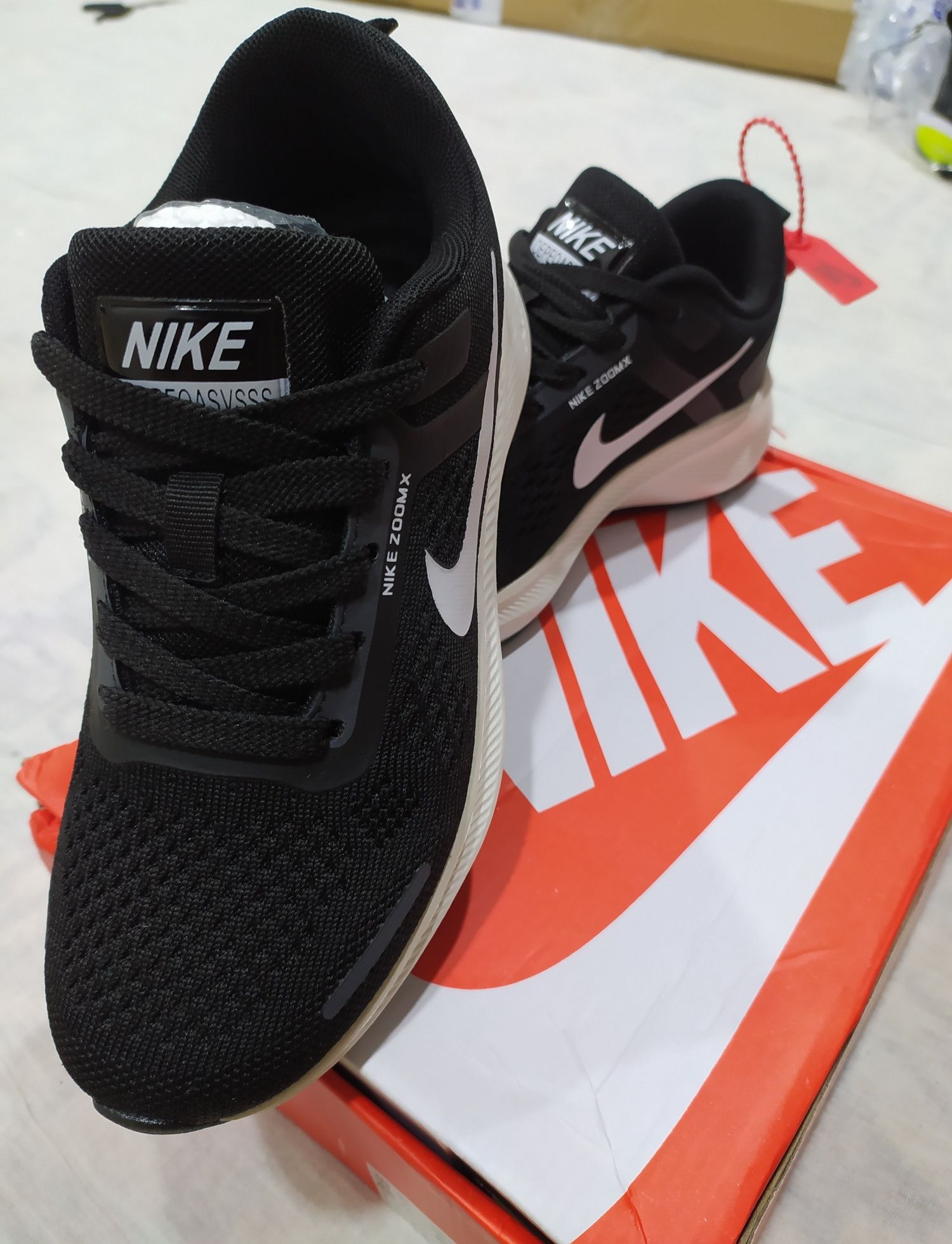 Oyoq kiyim Nike zoomx