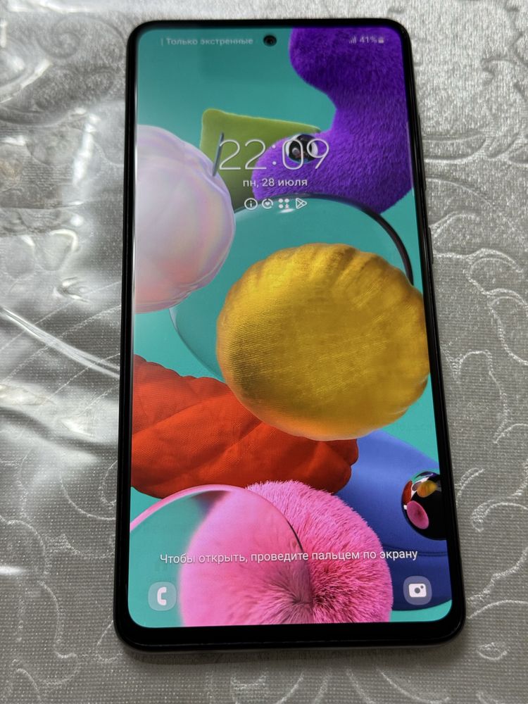 Samsung A51 sotiladi.