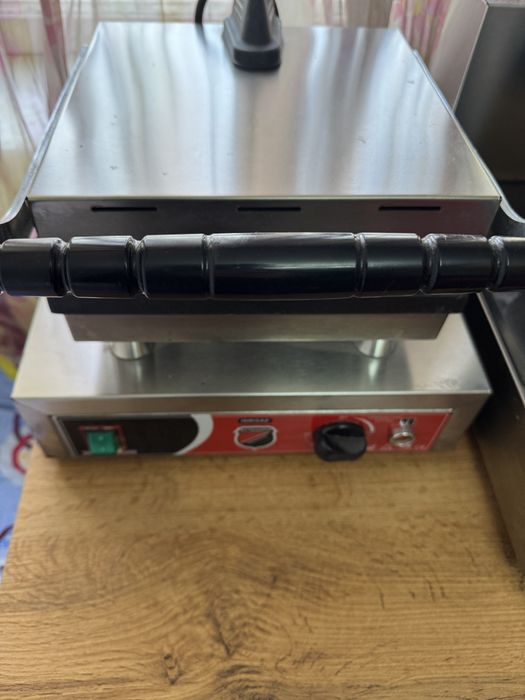 Фритюреицы и электровафельница