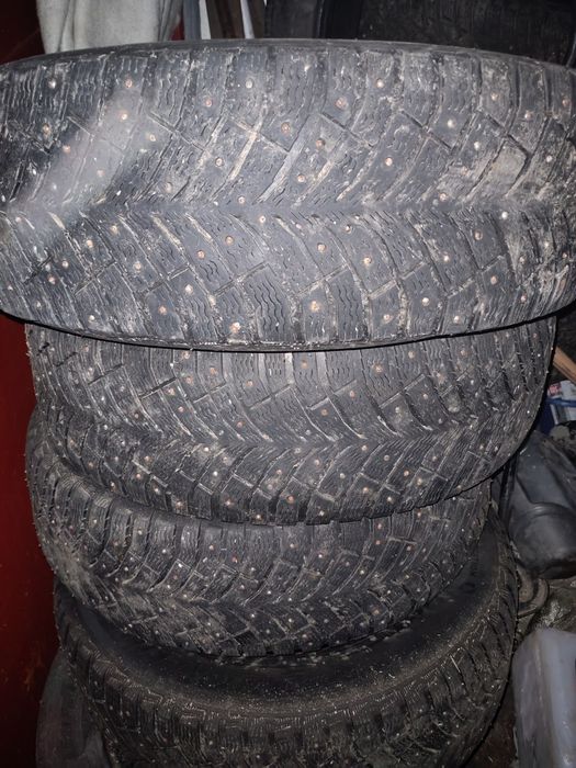 Продам шины Хайландер