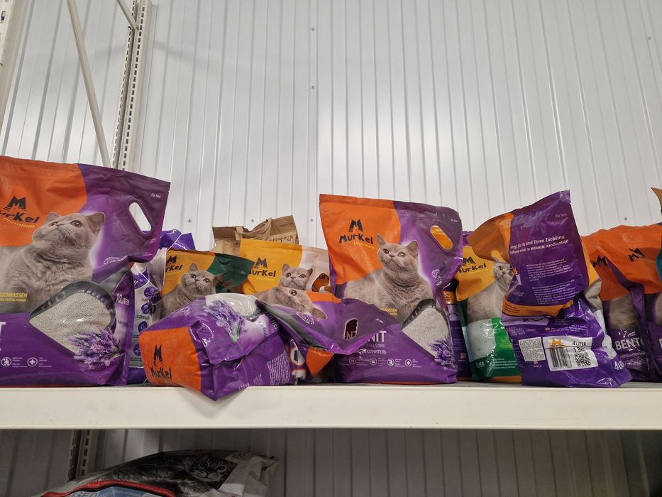 Корм для собак и кошек