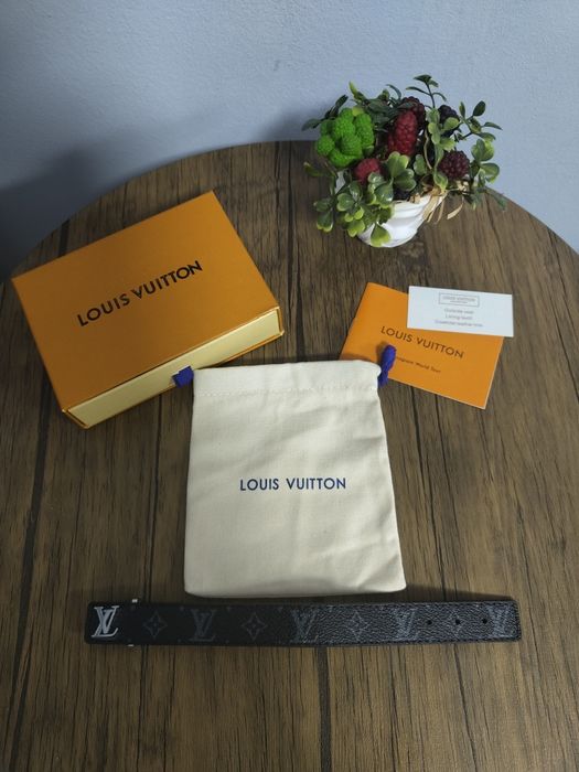 Louis Vuitton Slim кожена гривна