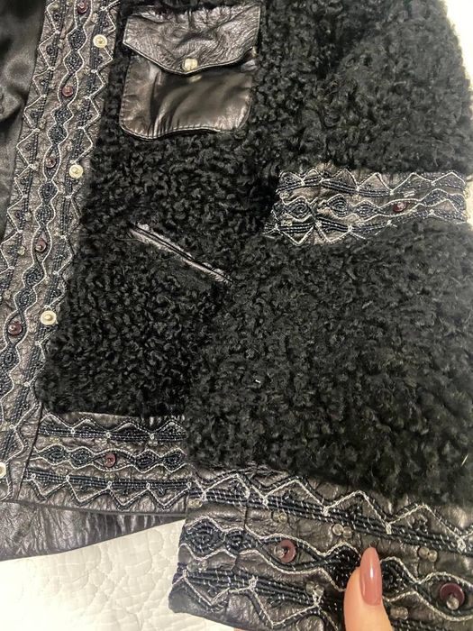 Продам шубу б/у натуральный каракуль