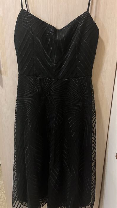 Официална разкроена рокля