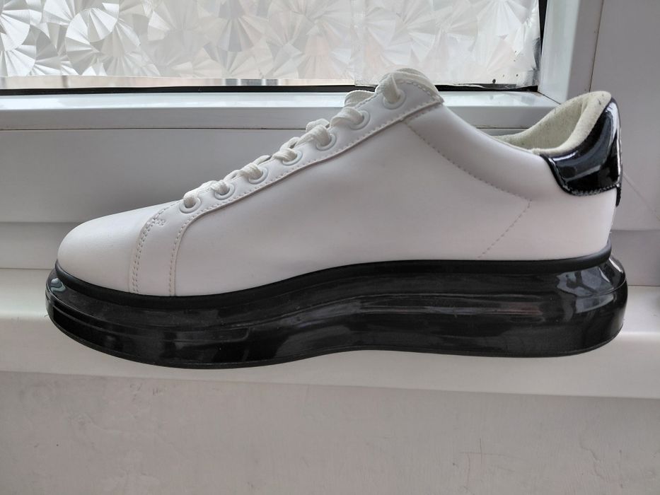 Обувки Karl Lagerfeld