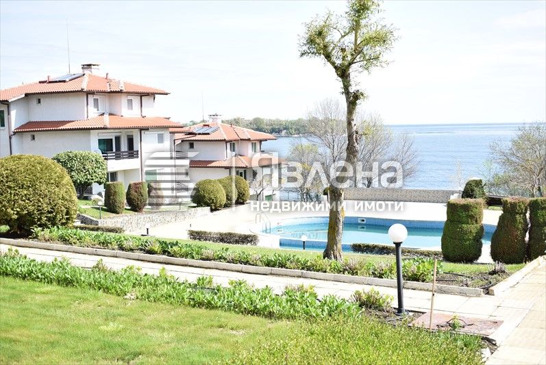 Продава се Двустаен апартамент в с. Лозенец, Област Бургас - 87 кв.м за 978 €/кв.м - Снимка #8