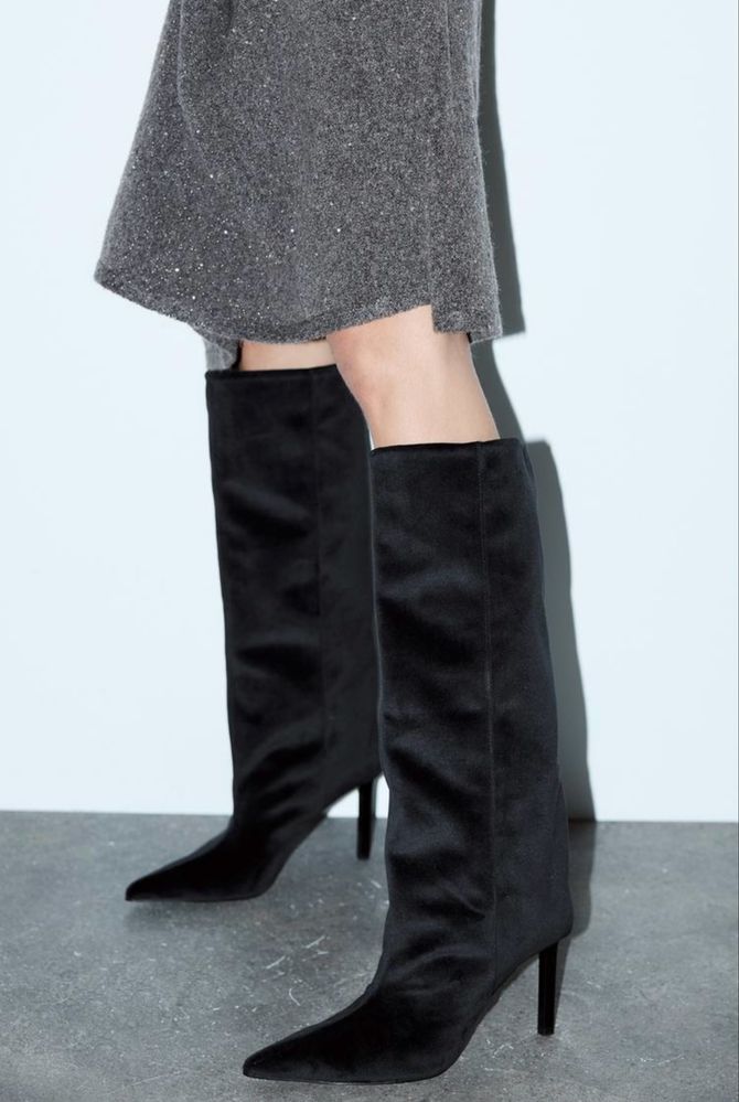 Бархатные сапоги Zara