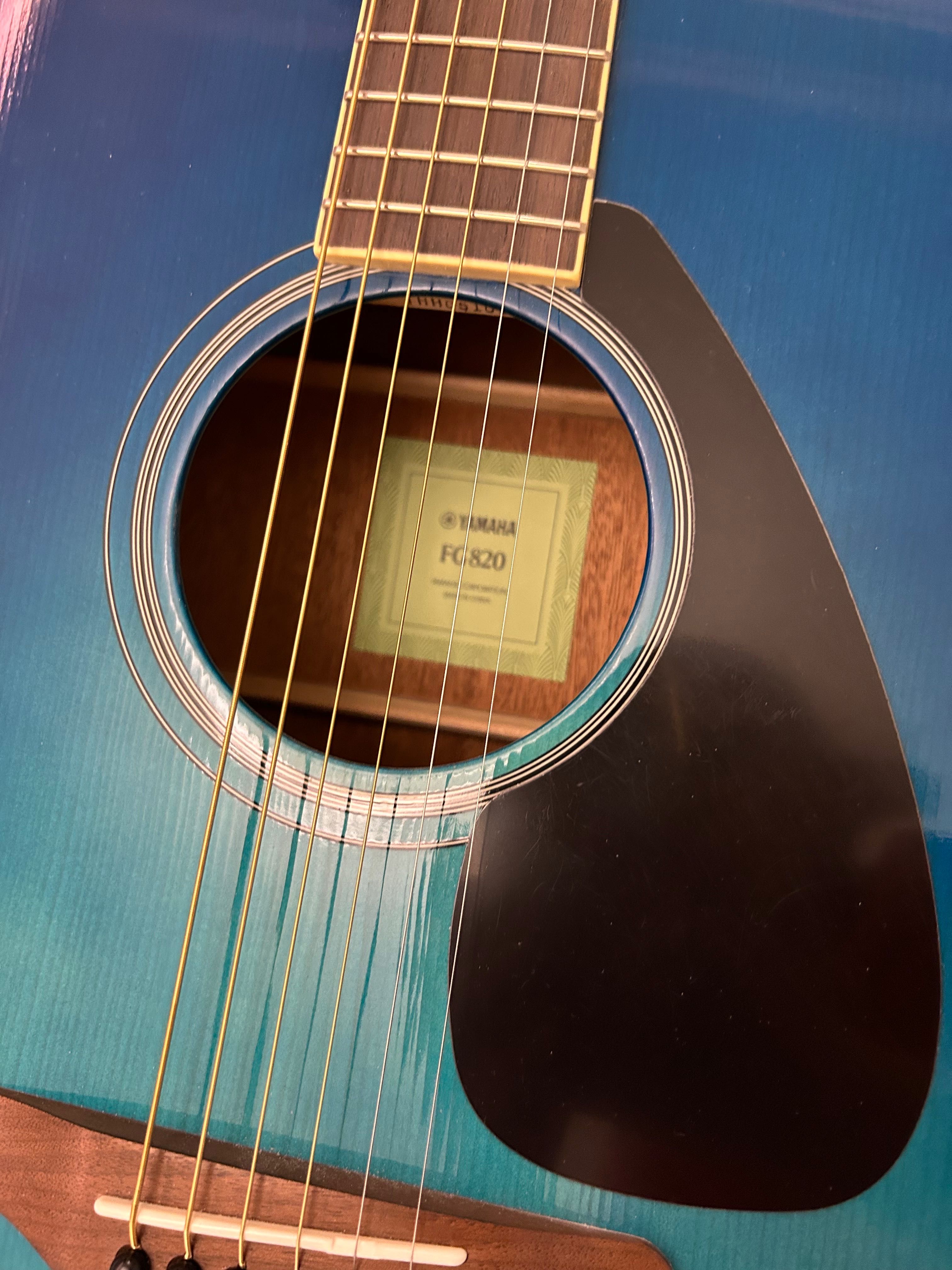 Гитара акустическая Yamaha FG820
