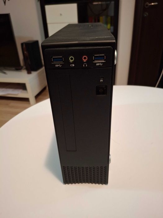 HTPC, AMD A10-4655 (quad-core 2G), 8G RAM, Sursa TFX