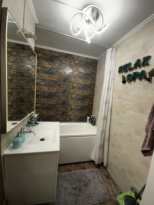 Apartament cu 2 camere de vânzare