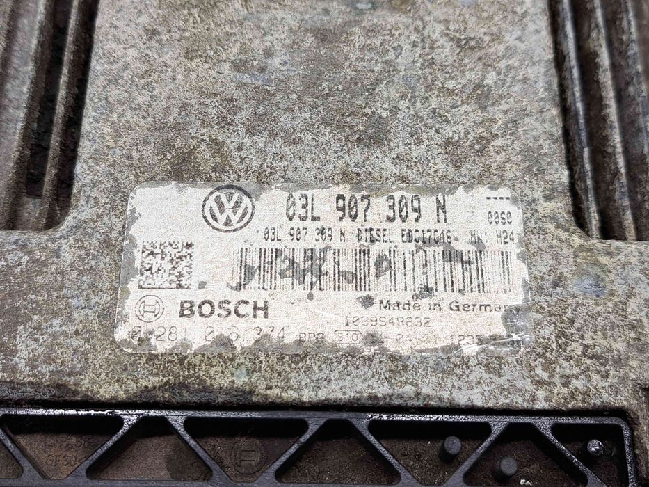Calculator motor ECU Volkswagen Passat B7 (362) [Fabr 2010-2014] 03L90