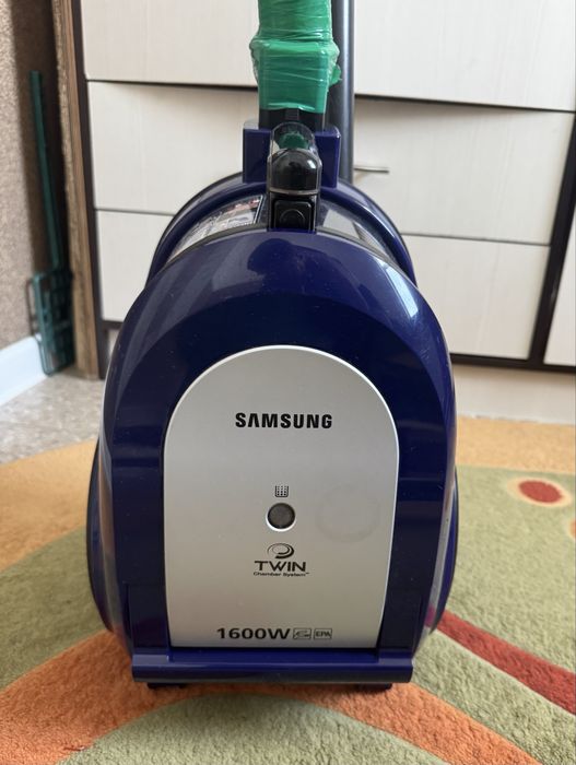 Пылесос Samsung 1600W