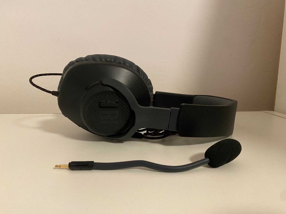 Casti Gaming JBL Quantum 100, Multiplatforma, 3.5mm, Microfon, Negru