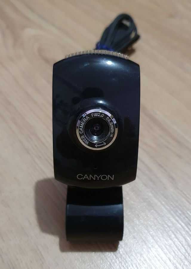 Продавам web камера Canyon
