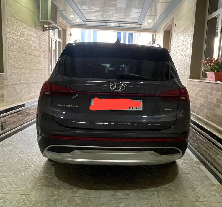 Hyundai Santafe sotiladi
