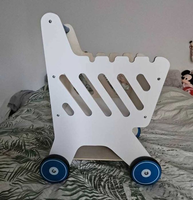 Carucior copii lemn