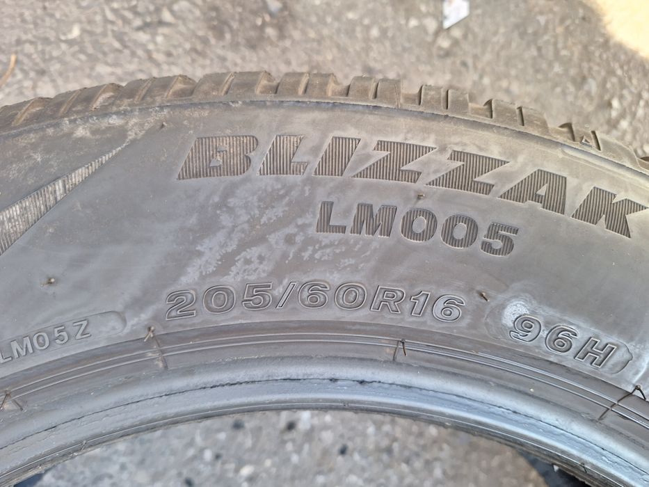 DOT 2023! 205 60 16 Bridgestone blizzak lm005