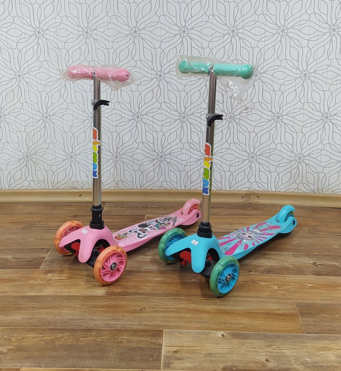 Продам детский самокат- скутер