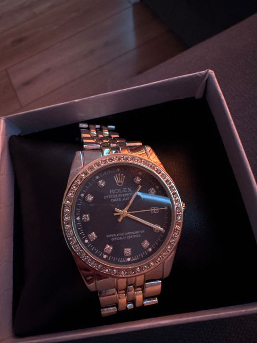 часы rolex новые