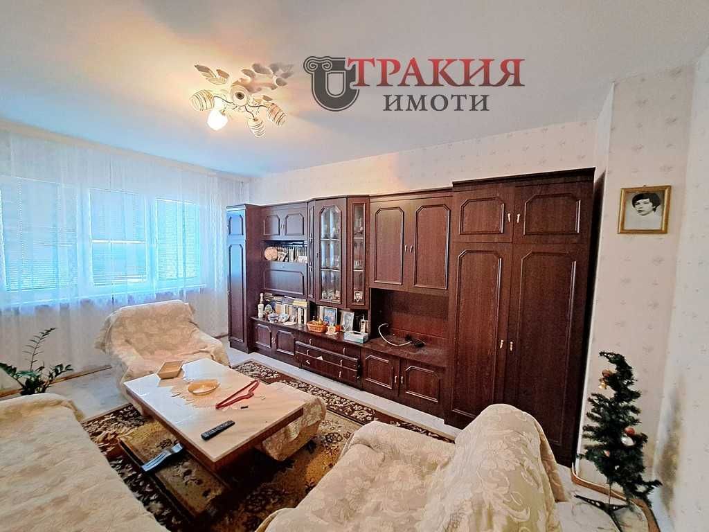 Продава се Тристаен апартамент в Стара Загора, Център - 60 кв.м за 1217 €/кв.м - Снимка #3