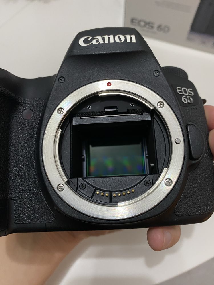 Canon 6D DSLR Full frame