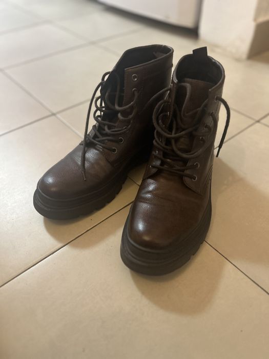 Ghete Piele marimea 43