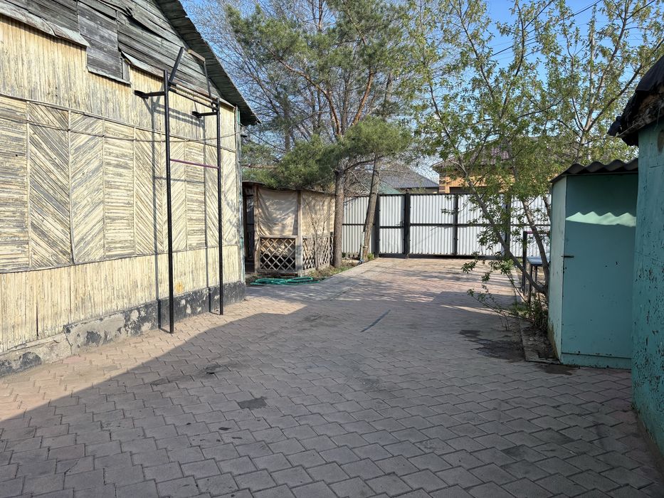 Продам квартиру в двухквартирном доме