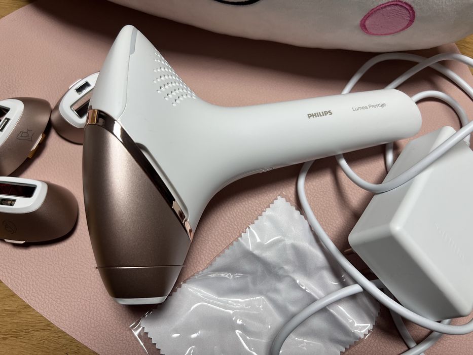 Epilator IPL Philips Lumea Prestige BRI956/00
