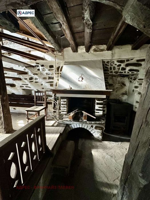 Продава се Хотел в с. Орешак, Област Ловеч - 494 кв.м за 487 €/кв.м - Снимка #6