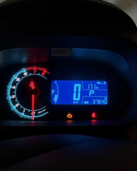 Cobalt Chevrolet Avtomat Белый цвет