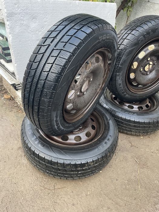 Anvelope / roti / jante tabla ford , 165/70 r14 M+S