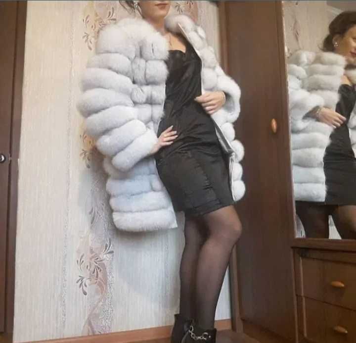 Продам натуральную шубу песца