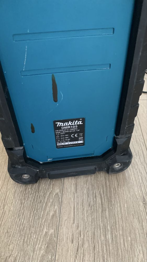 Makita DMR105 строително радио тонколона