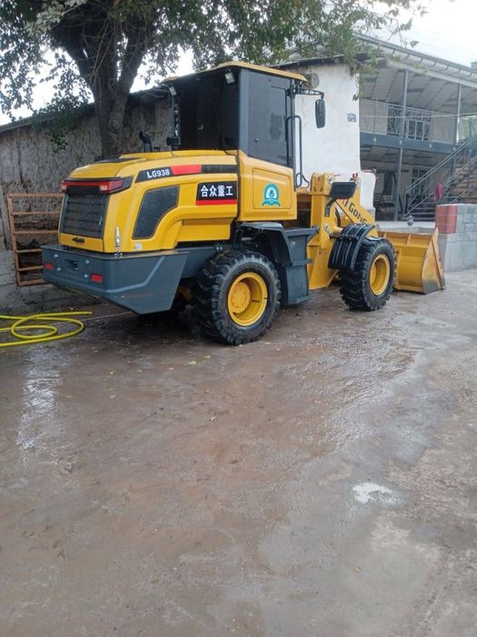 Погрузчик сотилади