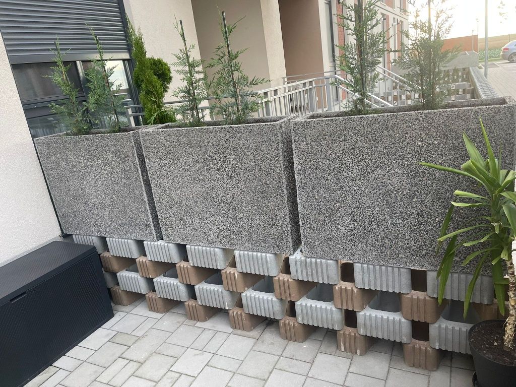 Ghiveci/jardiniere  mozaic spălat