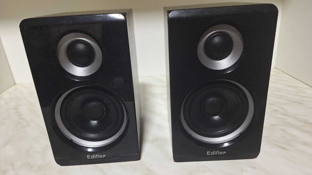 170 lei Boxe Edifier S530