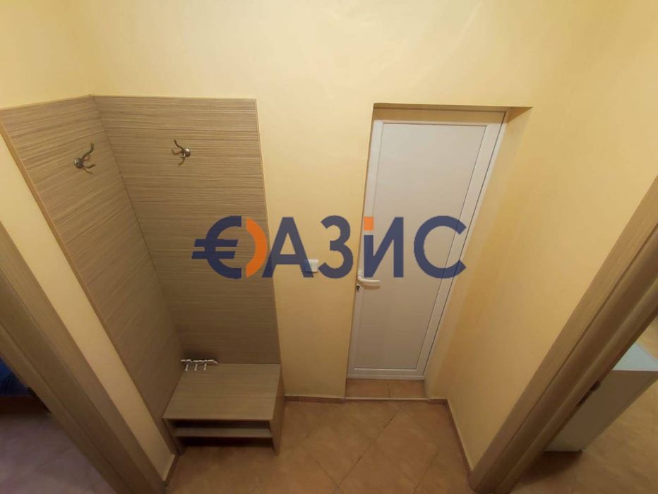 Продава се Двустаен апартамент в к.к. Слънчев бряг - 60 кв.м за 1032 €/кв.м - Снимка #7