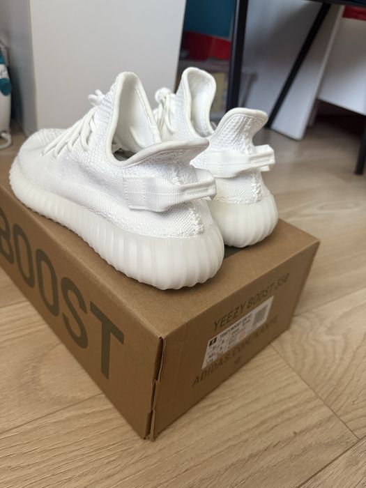Adidas Yezzy Boost triple white 39-43
