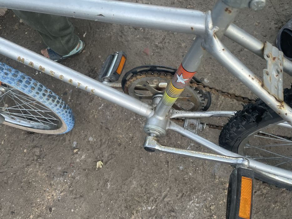 VAND URGENT 50 LEI !!!Vand bicicleta copil ani 10/15 ani