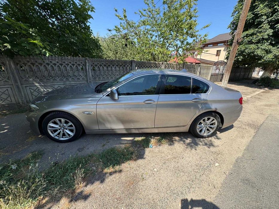 BMW Seria 5 F10 2011