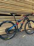 Bicicleta carbon 29 Cube AMS 100 Sl AXS