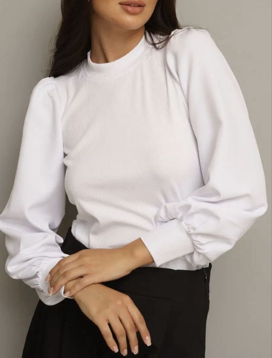 Продам женскую одежду в отличном состоянии