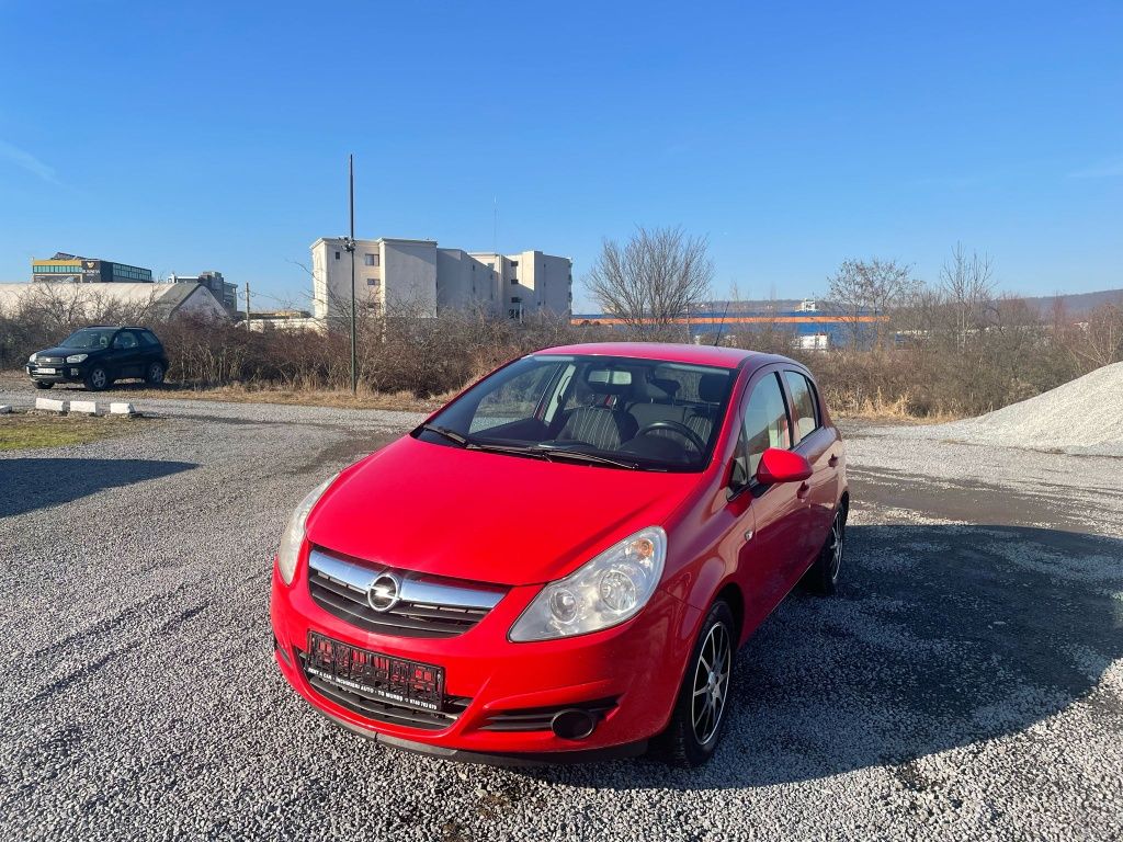 Opel corsa d 2009 benzina