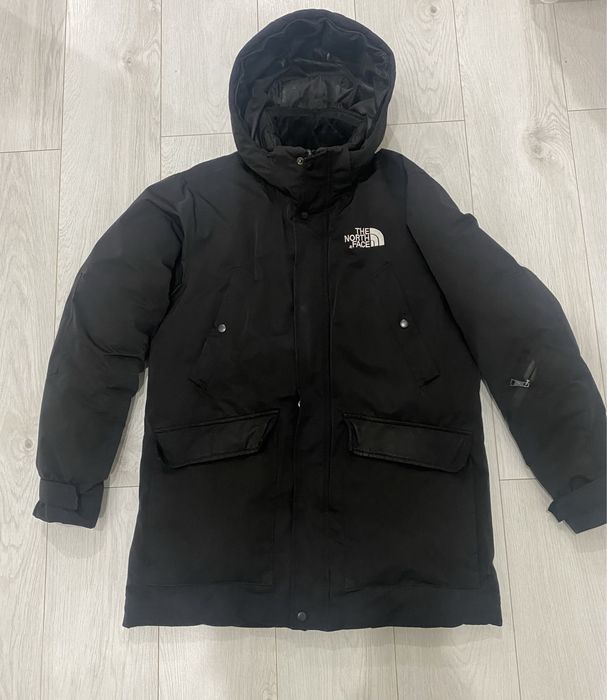 Зимний ,тёплый пуховик The north face в хорошем состоянии